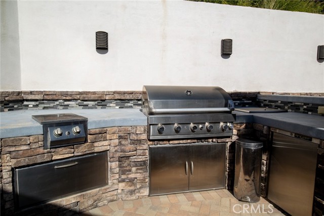 Detail Gallery Image 45 of 52 For 11810 Babbitt, Granada Hills,  CA 91344 - 4 Beds | 4 Baths