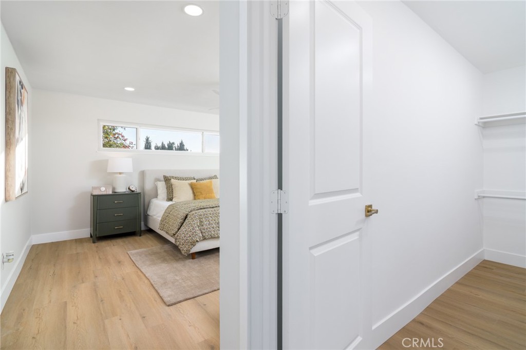 5996 College Ave - photo 18