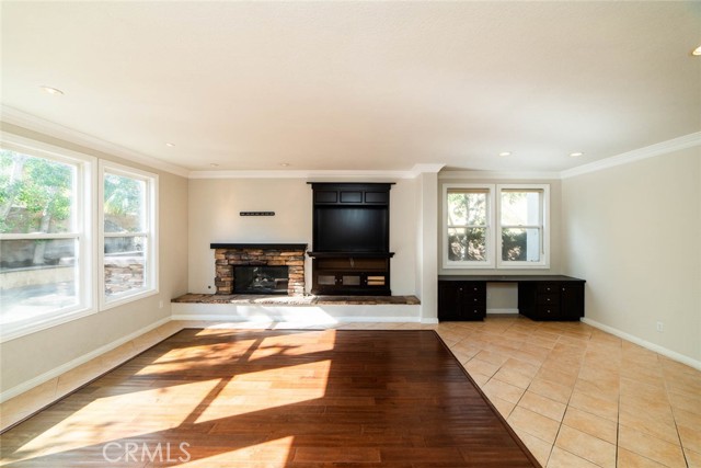 Detail Gallery Image 9 of 52 For 6 Roseleaf, Irvine,  CA 92620 - 5 Beds | 3/1 Baths