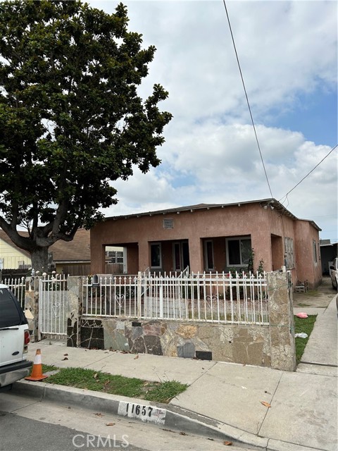 MLS# RS23165440