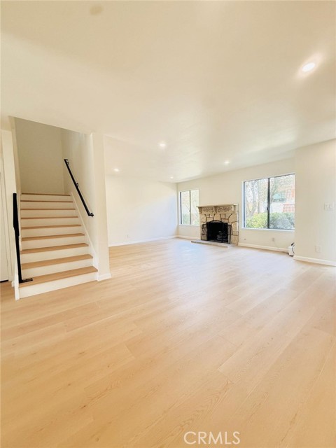 Detail Gallery Image 4 of 20 For 27939 Ridgebrook Ct, Rancho Palos Verdes,  CA 90275 - 3 Beds | 3 Baths