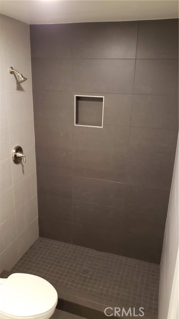 Detail Gallery Image 12 of 19 For 215 Lower Cliff Dr #D,  Laguna Beach,  CA 92651 - 1 Beds | 1 Baths