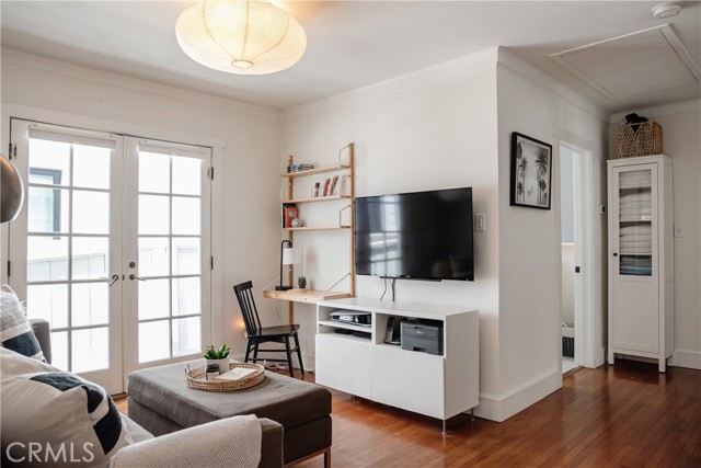 517 5th Street, Manhattan Beach, California 90266, 3 Bedrooms Bedrooms, ,2 BathroomsBathrooms,Residential,Sold,5th,SB22046594