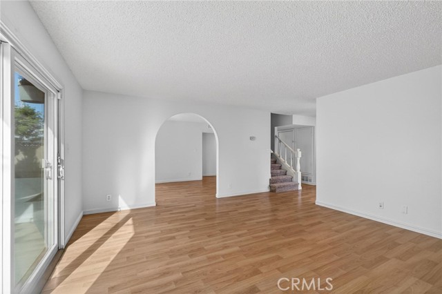 Detail Gallery Image 10 of 27 For 1511 Eudora Ave, Wilmington,  CA 90744 - 4 Beds | 2 Baths