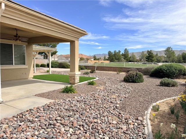 Detail Gallery Image 27 of 34 For 10906 Rockaway Glen, Apple Valley,  CA 92308 - 2 Beds | 2/1 Baths