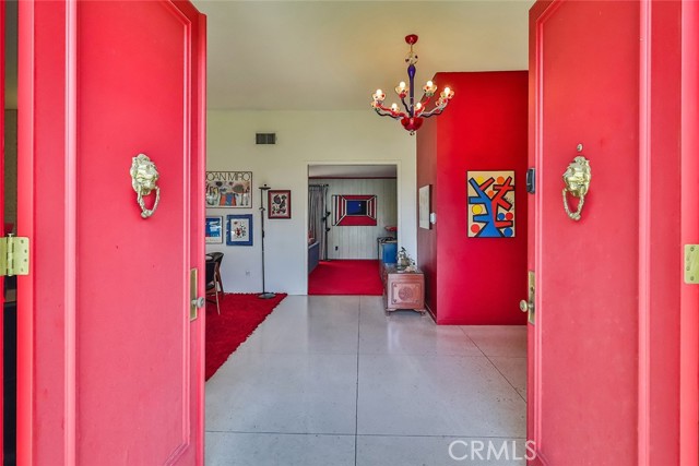 17313 Citronia Street, Northridge CA: https://media.crmls.org/medias/4f3d7db3-5f3d-40df-b63f-38742042dd05.jpg