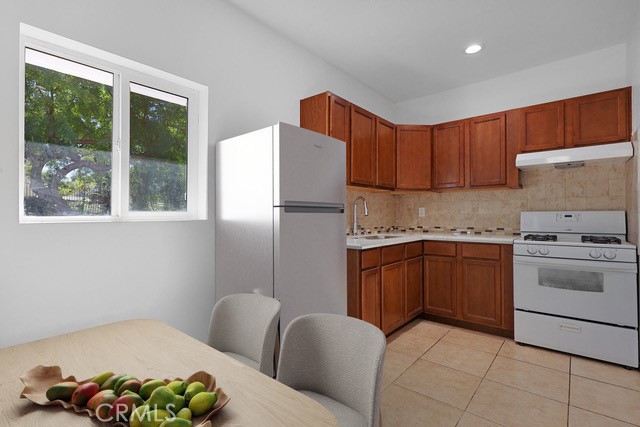 5794 Fairhaven Avenue photo 15