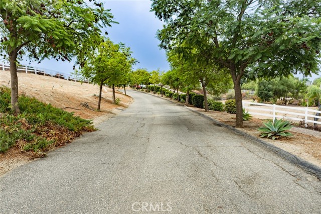 Detail Gallery Image 5 of 54 For 30030 Mckenna Heights Ct, Valley Center,  CA 92082 - 4 Beds | 3 Baths