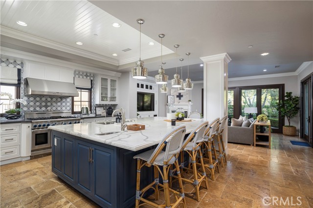 Detail Gallery Image 6 of 33 For 9981 Foxrun Rd, North Tustin,  CA 92705 - 7 Beds | 7/1 Baths