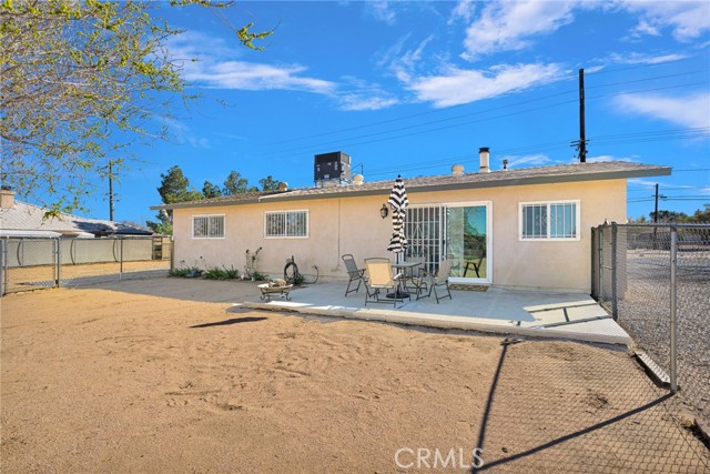 Detail Gallery Image 27 of 39 For 16020 Lime, Hesperia,  CA 92345 - 3 Beds | 2 Baths