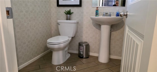 Detail Gallery Image 16 of 29 For 17190 Pioneer, San Bernardino,  CA 92407 - 3 Beds | 2/1 Baths