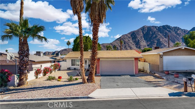 Detail Gallery Image 7 of 32 For 52900 Avenida Martinez, La Quinta,  CA 92253 - 4 Beds | 2 Baths