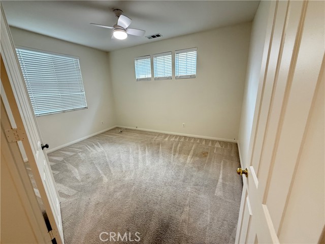 1541 Midnight Sun Drive, Beaumont CA: https://media.crmls.org/medias/4f3edadb-756e-4b2c-a70f-33934d6841b8.jpg