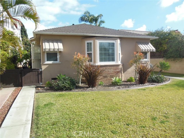 Detail Gallery Image 1 of 8 For 3520 Brayton, Long Beach,  CA 90803 - 2 Beds | 1 Baths