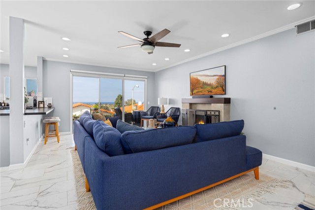 Detail Gallery Image 5 of 34 For 6729 Hyacinth Cir, Carlsbad,  CA 92011 - 3 Beds | 2 Baths