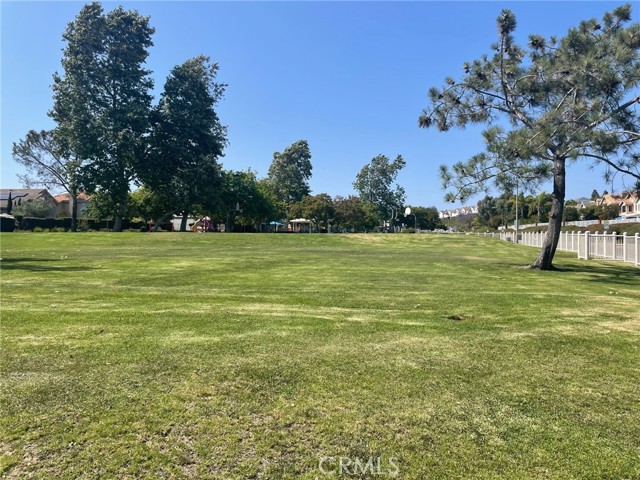 27 High Bluff, Laguna Niguel CA: https://media.crmls.org/medias/4f428f79-4a83-4697-8168-7092dc163f59.jpg
