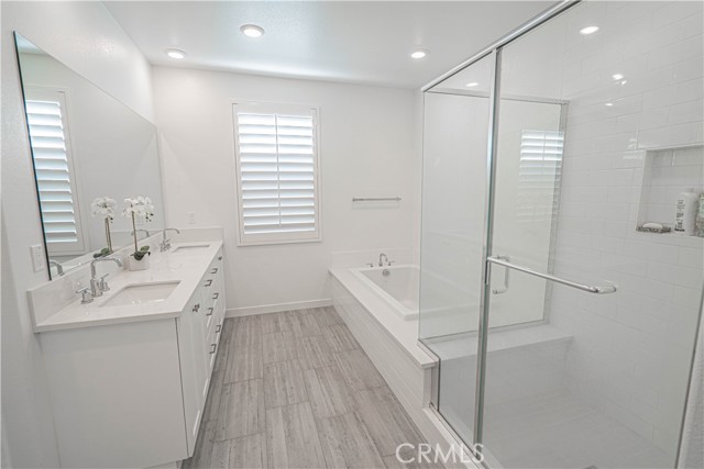 Detail Gallery Image 20 of 35 For 27081 Amber Sky Way, Valencia,  CA 91381 - 3 Beds | 2/1 Baths