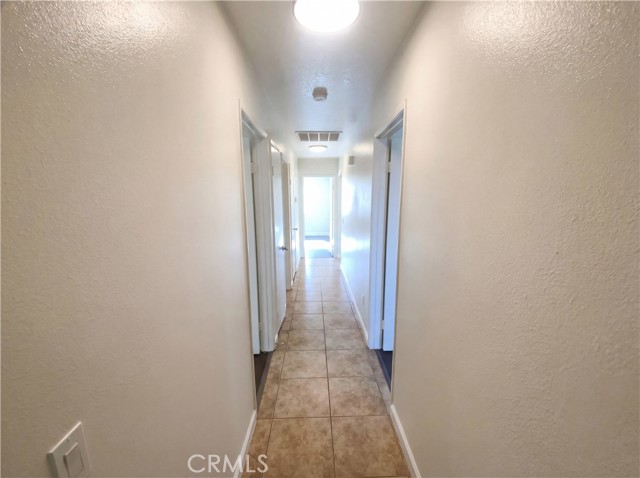 Detail Gallery Image 11 of 31 For 14433 Green River, Victorville,  CA 92394 - 3 Beds | 2 Baths