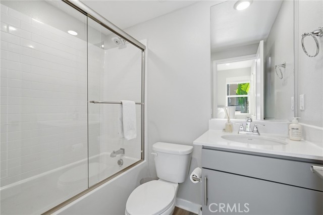 Detail Gallery Image 6 of 43 For 760 S Grable, Orange,  CA 92868 - 4 Beds | 3/1 Baths