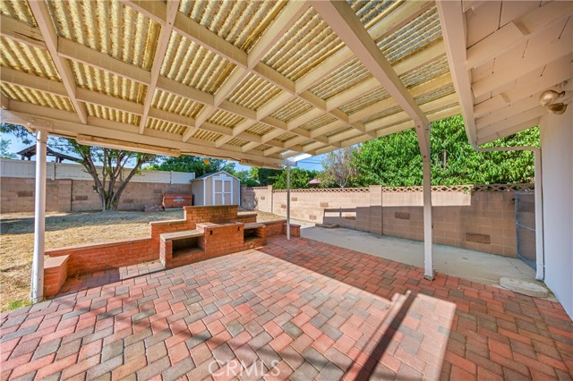 22151 Ingomar Street, Canoga Park CA: https://media.crmls.org/medias/4f431e9a-92bc-4b19-835f-b708172f765b.jpg