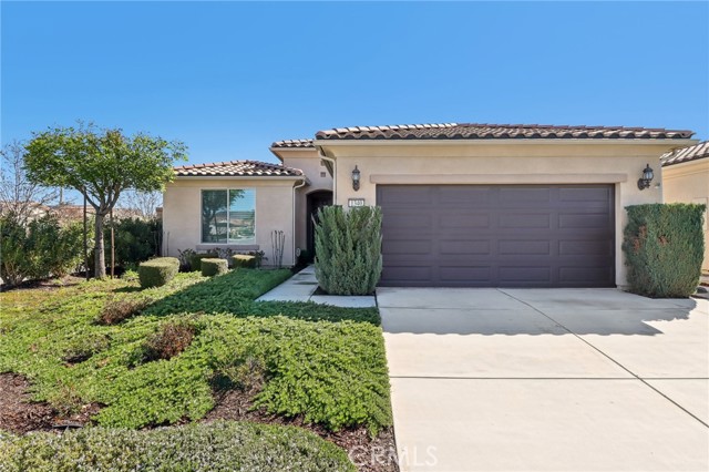 1340 Corte Alamonte, Hemet CA: https://media.crmls.org/medias/4f435a56-d159-498c-9b92-43386cdb08a4.jpg