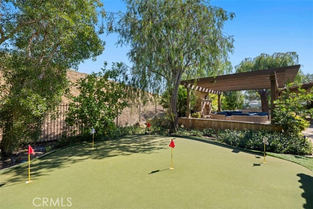97 Canyon Creek, Irvine CA: https://media.crmls.org/medias/4f43e039-58c1-4b92-96c5-906668761acc.jpg