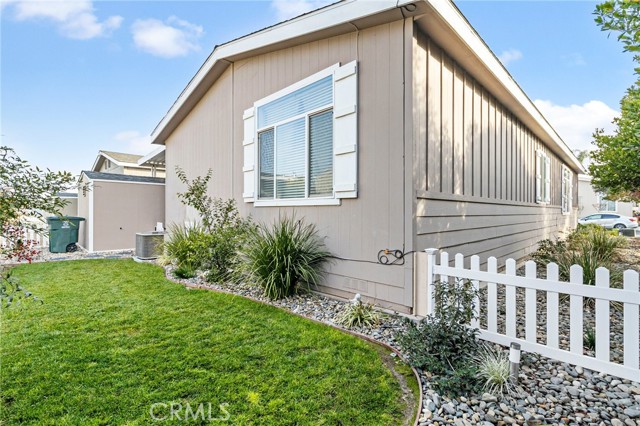 1565 Queen Way, Livingston CA: https://media.crmls.org/medias/4f44afa0-3077-4ef8-a532-3b1f96bdc6aa.jpg