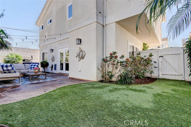 2409 Voorhees Avenue, Redondo Beach, California 90278, 4 Bedrooms Bedrooms, ,2 BathroomsBathrooms,Residential,Sold,Voorhees,SB21187406