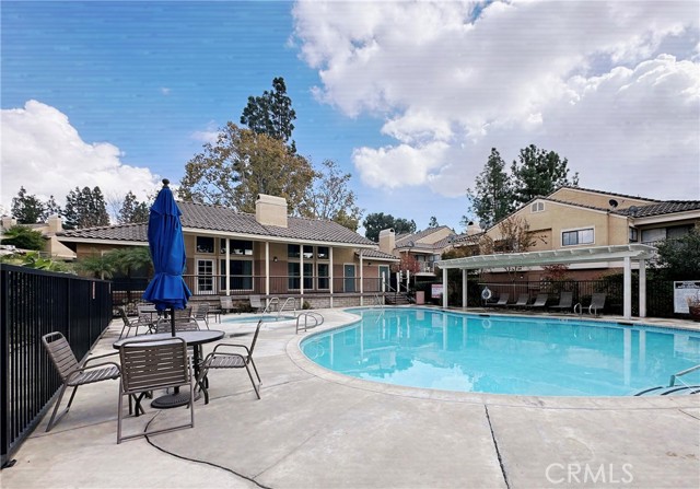 Detail Gallery Image 1 of 16 For 10655 Lemon Ave #2304,  Rancho Cucamonga,  CA 91737 - 2 Beds | 1 Baths