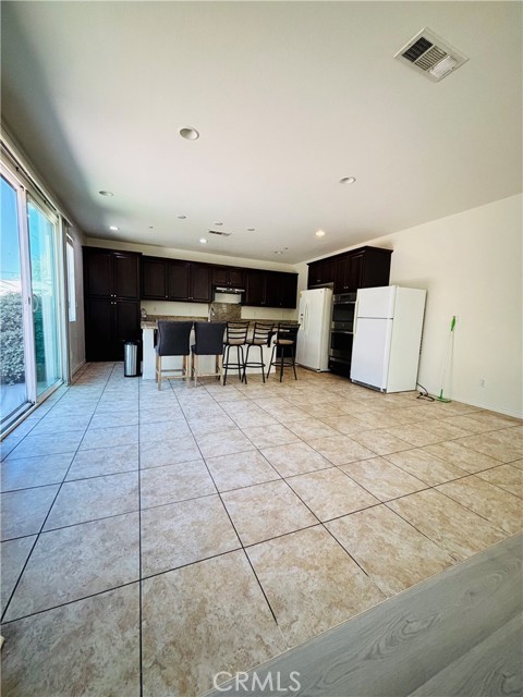 Detail Gallery Image 4 of 17 For 12936 Canopy Ct, Rancho Cucamonga,  CA 91739 - 4 Beds | 3 Baths