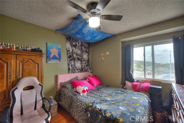 Detail Gallery Image 13 of 28 For 29073 Forest View, Lake Elsinore,  CA 92530 - 3 Beds | 2/1 Baths