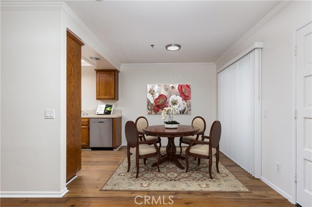 Detail Gallery Image 6 of 17 For 225 W Central Ave #C,  Monrovia,  CA 91016 - 2 Beds | 2 Baths