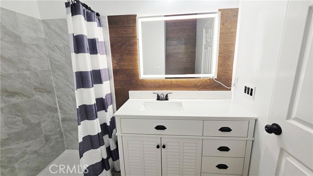 Detail Gallery Image 45 of 60 For 5020 Trabuco Canyon, Bakersfield,  CA 93307 - 3 Beds | 2 Baths