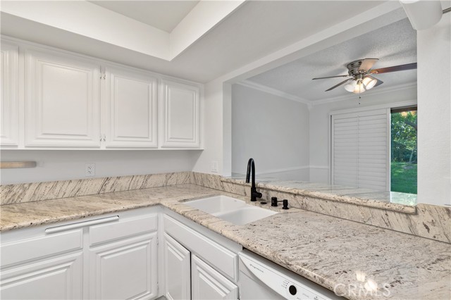 Detail Gallery Image 16 of 38 For 600 Central #406,  Riverside,  CA 92507 - 2 Beds | 2 Baths