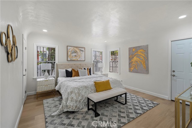 336 N Crescent Heights Boulevard, Los Angeles CA: https://media.crmls.org/medias/4f46b925-9197-4145-9779-fd6474ed14c8.jpg
