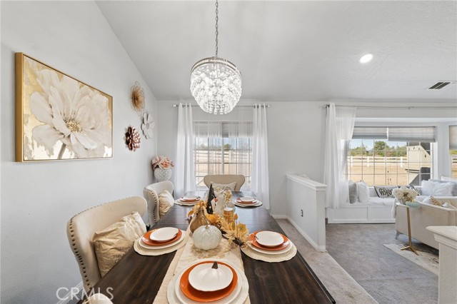 9925 Sierra Vista Road, Phelan CA: https://media.crmls.org/medias/4f478193-a689-418c-ad78-06a90822087c.jpg