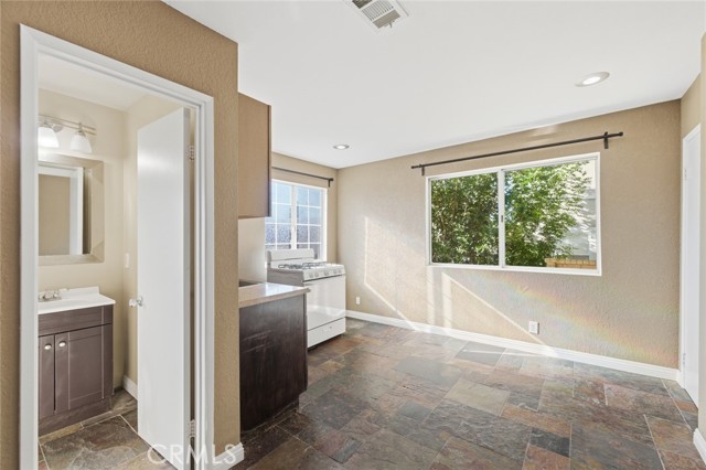 Detail Gallery Image 41 of 62 For 920 Sonora Ave, La Habra,  CA 90631 - 3 Beds | 3 Baths