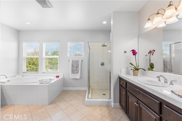 Detail Gallery Image 31 of 54 For 14030 Eaton Hollow Ave, Moorpark,  CA 93021 - 5 Beds | 4 Baths