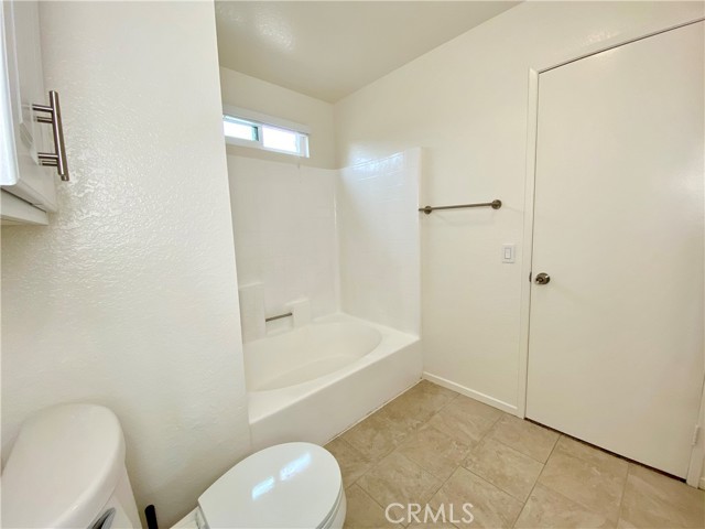 Image 13 for 399   Tava LN