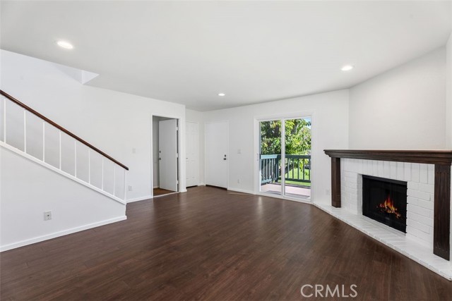 Detail Gallery Image 7 of 35 For 428 W 1st St, Tustin,  CA 92780 - 2 Beds | 2/1 Baths