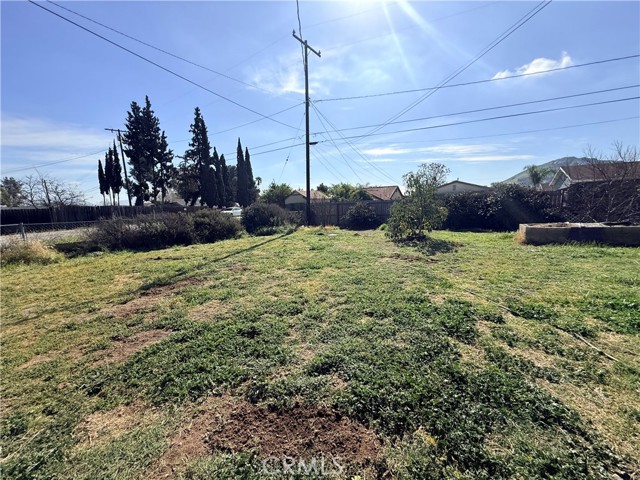 Detail Gallery Image 14 of 35 For 18837 6th, Bloomington,  CA 92316 - 3 Beds | 2 Baths