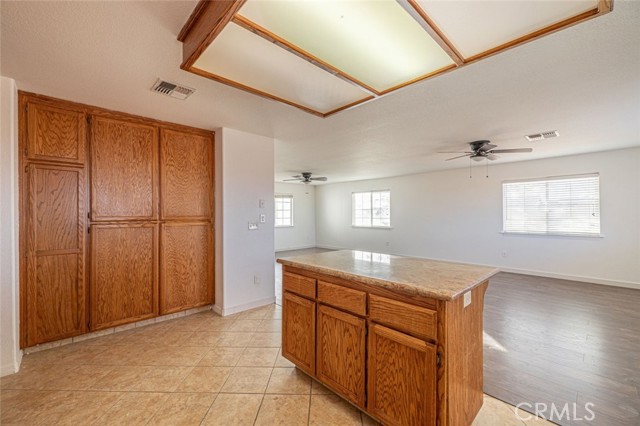 Detail Gallery Image 15 of 43 For 9301 Rea Ave, California City,  CA 93505 - 3 Beds | 2 Baths