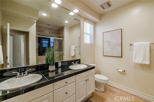 Detail Gallery Image 41 of 46 For 2210 Mathews Ave a,  Redondo Beach,  CA 90278 - 3 Beds | 2/1 Baths