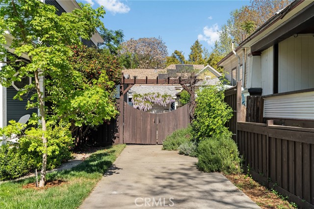 Detail Gallery Image 35 of 50 For 1157 Broadway St, Chico,  CA 95928 - 2 Beds | 2 Baths