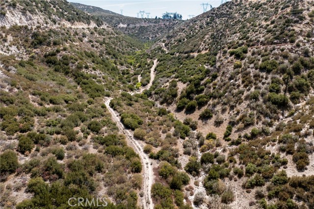 2 Aliso Canyon Road, Acton CA: https://media.crmls.org/medias/4f49e52c-405e-4c6e-b0b6-81b3af7de7e8.jpg