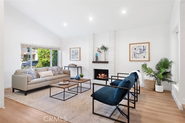 Detail Gallery Image 4 of 46 For 19332 Tomlee Ave, Torrance,  CA 90503 - 3 Beds | 2 Baths