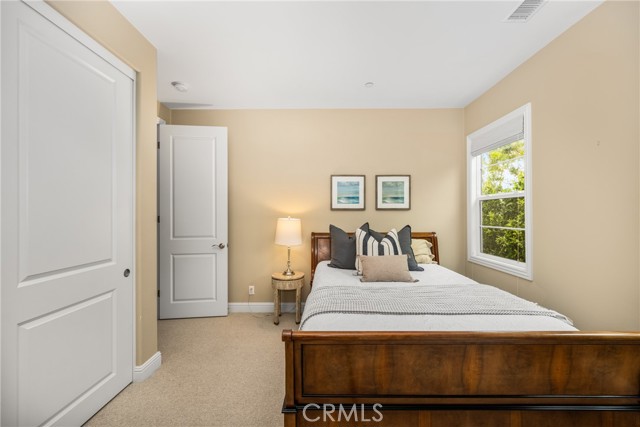 Image 36 of 69 For 33 Sorrel  