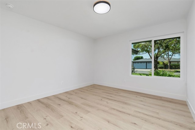 13762 Palace Way, Tustin CA: https://media.crmls.org/medias/4f4b505a-2c5f-4a55-b014-81d7b741b608.jpg