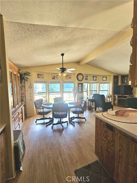 Detail Gallery Image 20 of 53 For 24600 Mountain Ave #19,  Hemet,  CA 92544 - 3 Beds | 2 Baths