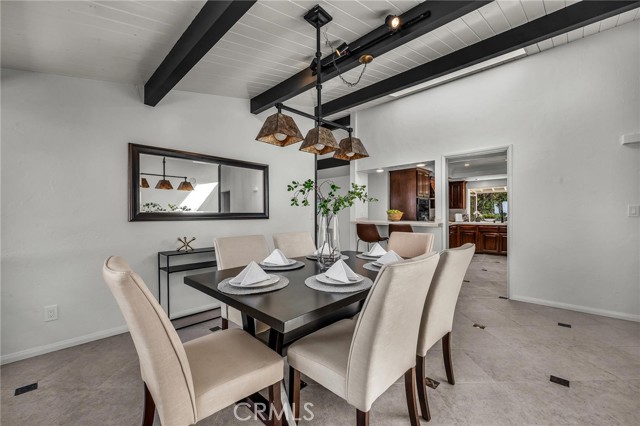 Detail Gallery Image 11 of 38 For 2960 Crownview Dr, Rancho Palos Verdes,  CA 90275 - 4 Beds | 3 Baths